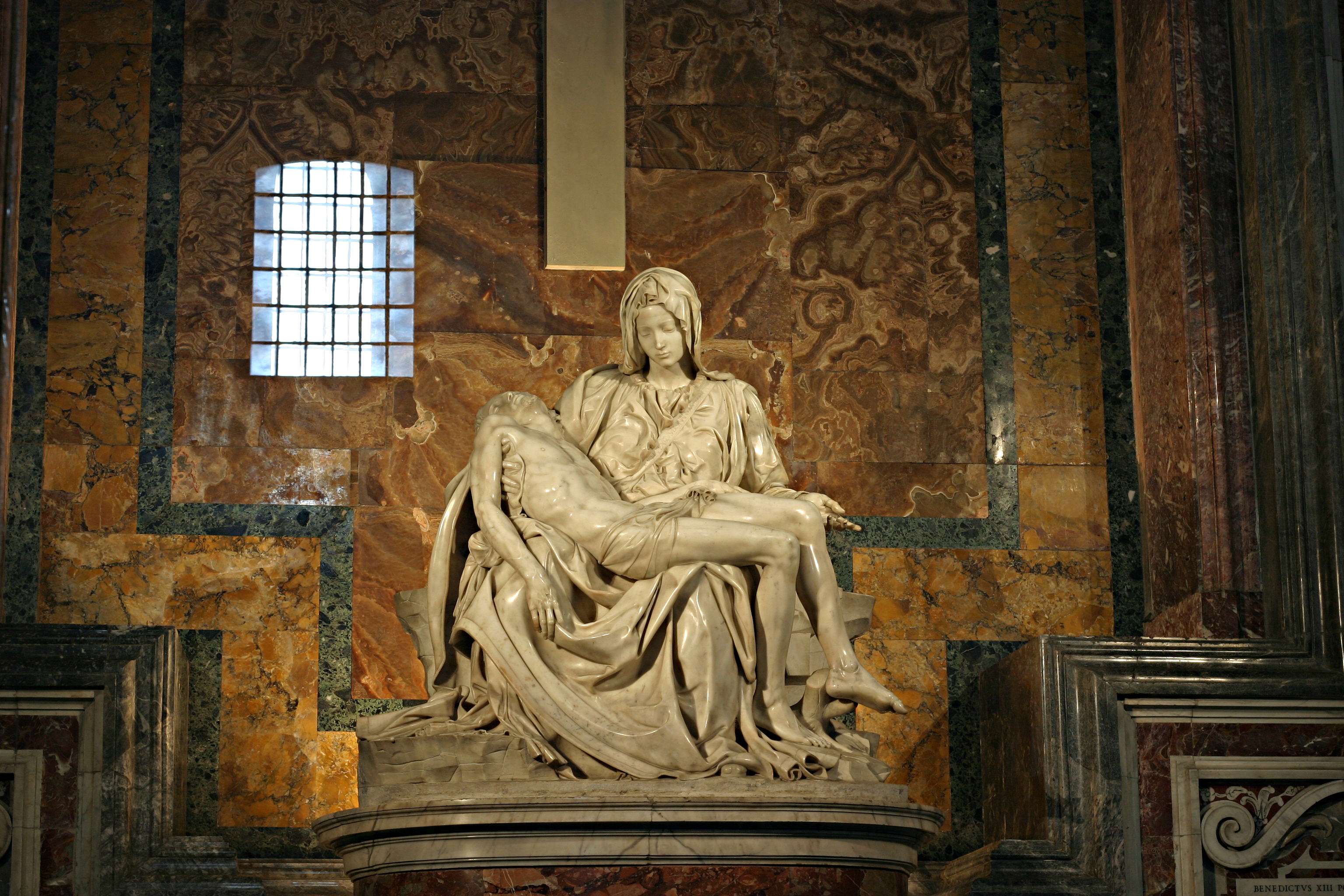 Michelangelo: Pieta